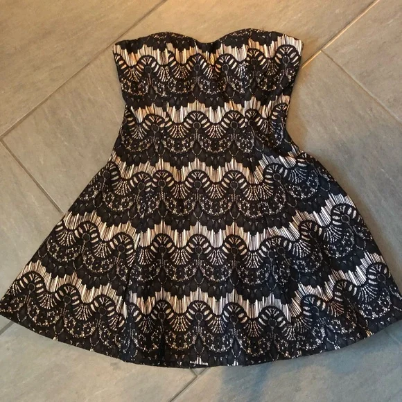 Blue Fray strapless mini skater dress - Picture 1 of 2